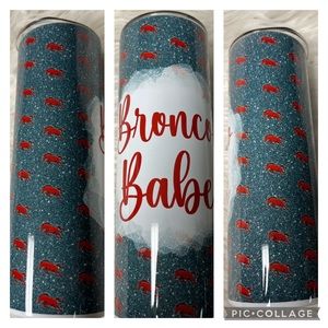 Brand new 20 ounce metal Tumblr with straw bronco